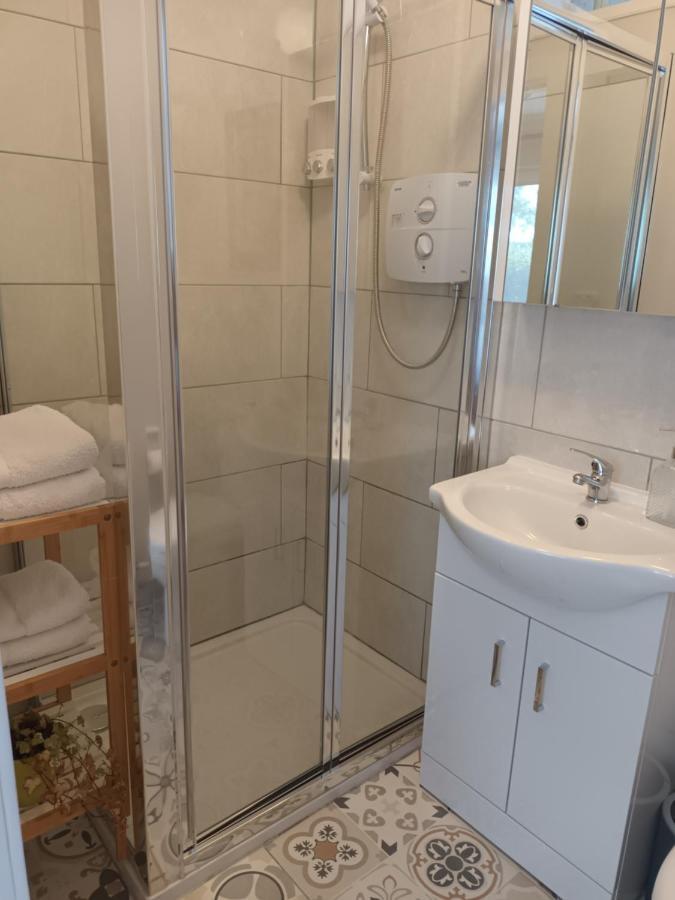 Kate'S Place Bedroom Ensuite Close To Donegal Town Exterior photo